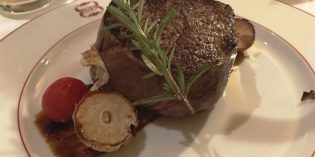 Great atmosphere but average overall experience: Restaurant Steak Boutique (11. October 2019)