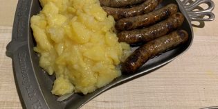 Perfect local bratwurst experience: Restaurant Bratwurstglöcklein im Handwerkerhof (24. November 2019)