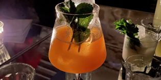 Lovely cocktails in a crammed atmosphere: Experimental Cocktail Club (24. September 2021)