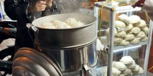 Trying a bao bun the other way – off the streets: Bánh bao Mỹ Hạnh (22. December 2023)